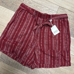 A.n.a shorts Size M